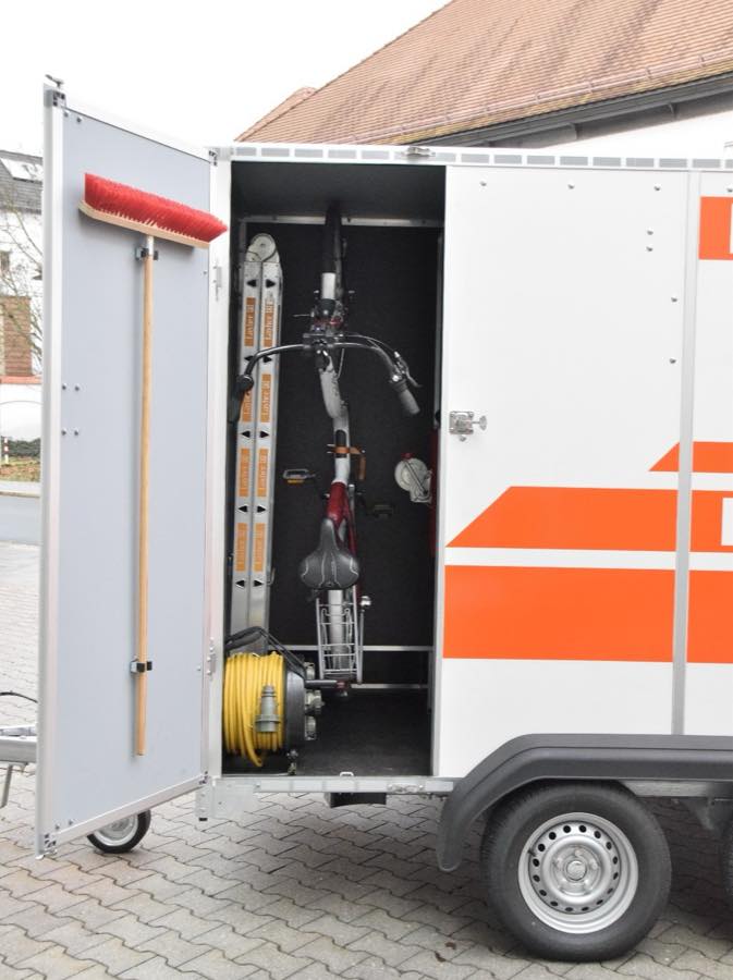 Anhänger UG-ÖEL – Beladung Seite Fahrtrichtung links